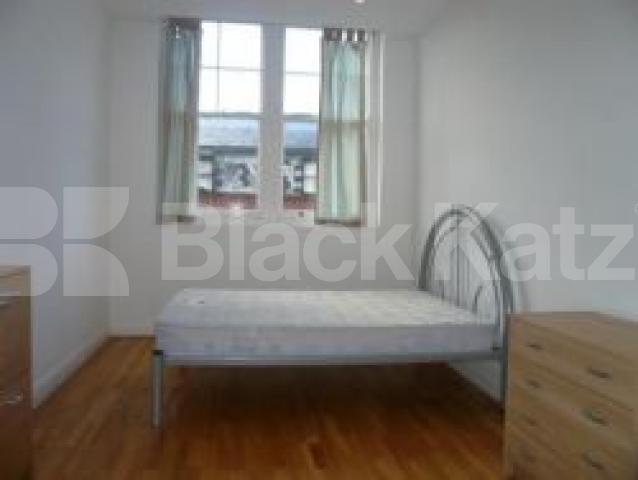 			1 Bedroom, 1 bath, 1 reception Flat			 High Road, ARNOS GROVE